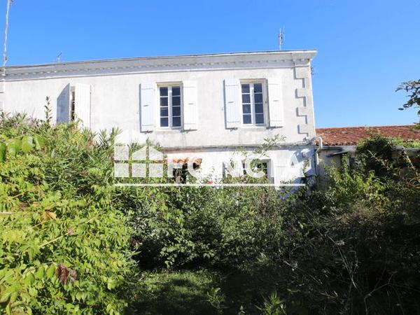 À vendre Maison 7 pièces 211 m² - Thairé 17290
