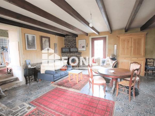 À vendre Maison 7 pièces 211 m² - Thairé 17290