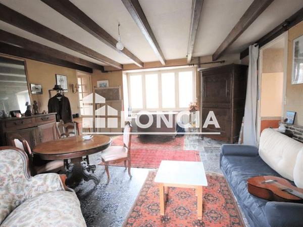 À vendre Maison 7 pièces 211 m² - Thairé 17290