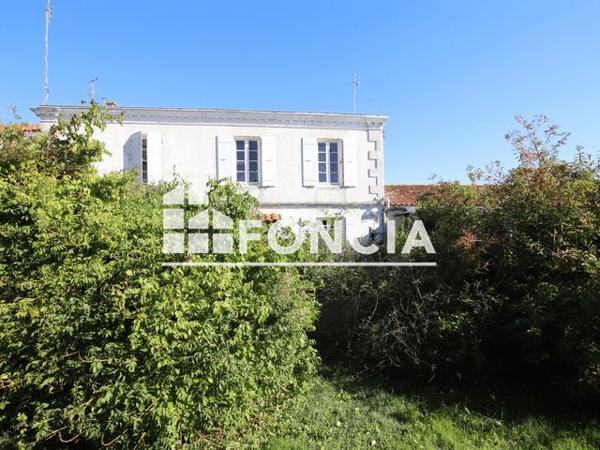 À vendre Maison 7 pièces 211 m² - Thairé 17290