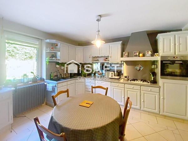 Maison en pierre, 117 m², 3 chs, terrain 893 m², Tinchebray Bocage