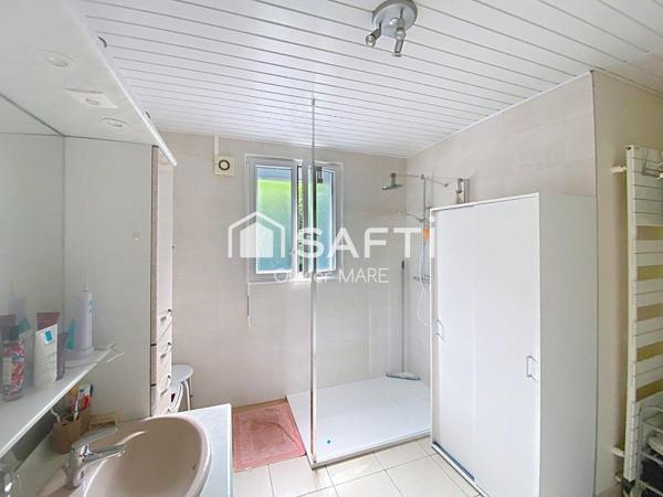 Maison en pierre, 117 m², 3 chs, terrain 893 m², Tinchebray Bocage