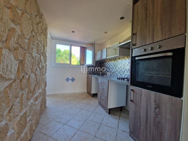 Appartement T3 avec terrasse et cave