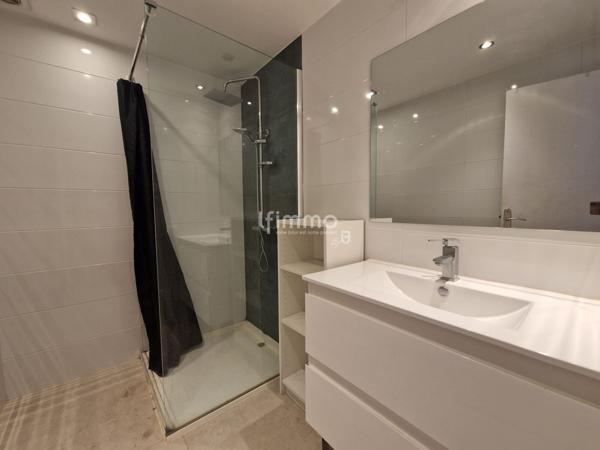 Appartement T3 avec terrasse et cave