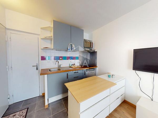 Appartement Paris 1 pièce(s) 16,2m2