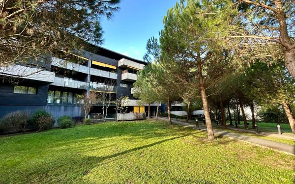 Appartement à vendre    3 pièces • 62,89 m2 Cenon