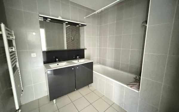 Appartement à vendre    3 pièces • 62,89 m2 Cenon