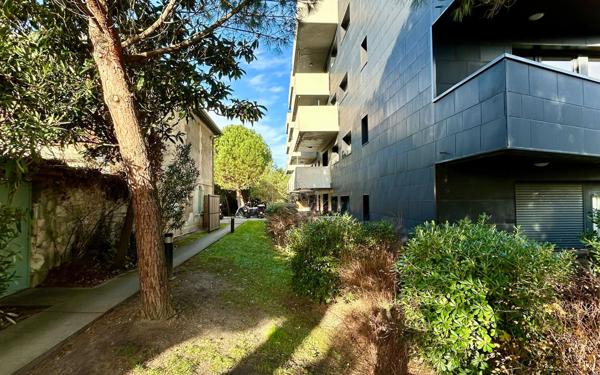 Appartement à vendre    3 pièces • 62,89 m2 Cenon