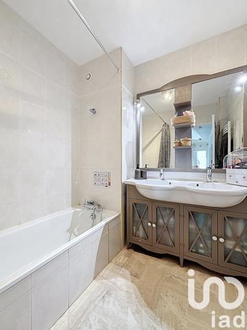 Appartement à vendre 4 pièces 77 m² Nice