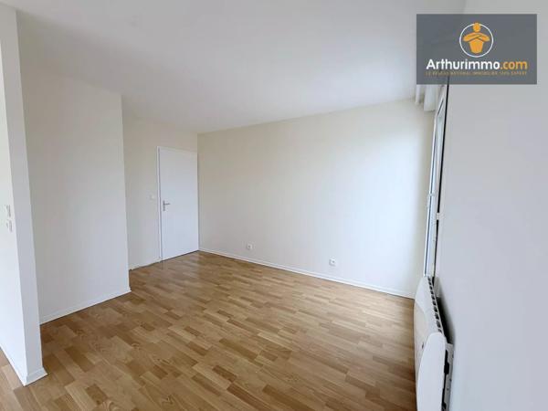 Vente                                                      Appartement
                        
                     4 pièces                      86 m2                     à Margny-Lès-Compiègne
