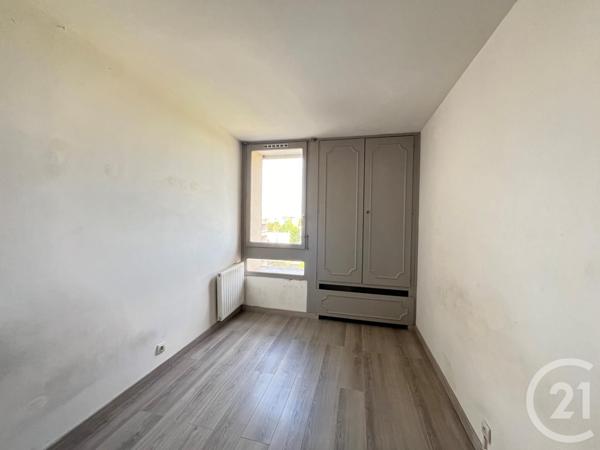 Appartement F4 à vendre  4 pièces - 77,64 m2 ELANCOURT - 78