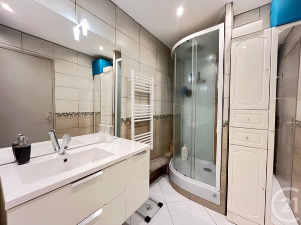 Appartement F4 à vendre  4 pièces - 77,64 m2 ELANCOURT - 78