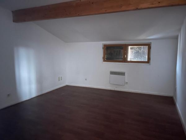 Exclusivité : Appartement à rénover centre Mirande