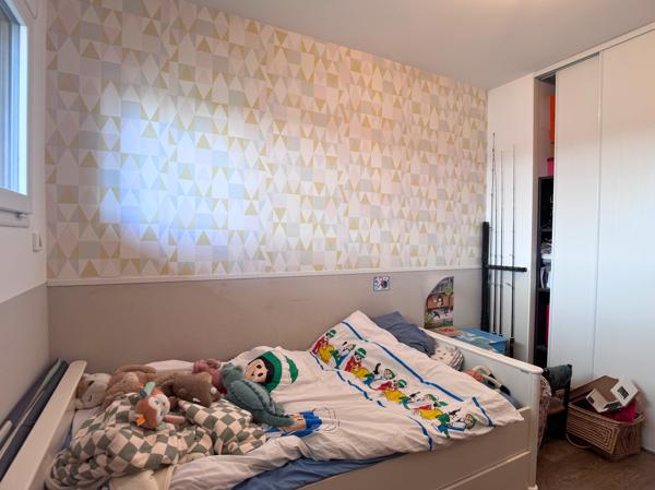 Appartement T3 récent PMR parkings loggia au coeur de Saint-Hélier calme gare à pied
