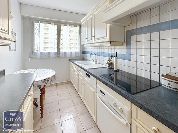 Appartement à vendre 5 pièces 110.26m² Poitiers (86000)