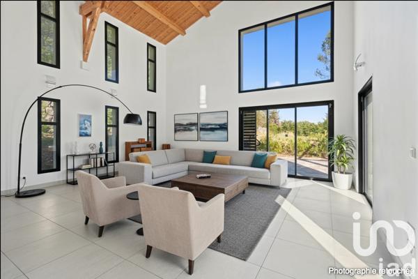 Maison à vendre 5 pièces 155 m² Peynier