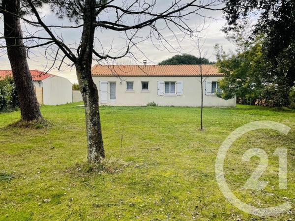 Maison à vendre  5 pièces - 99,70 m 2   LE GRAND VILLAGE PLAGE  - 17