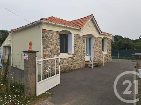 Maison à vendre  5 pièces - 99,70 m 2   LE GRAND VILLAGE PLAGE  - 17