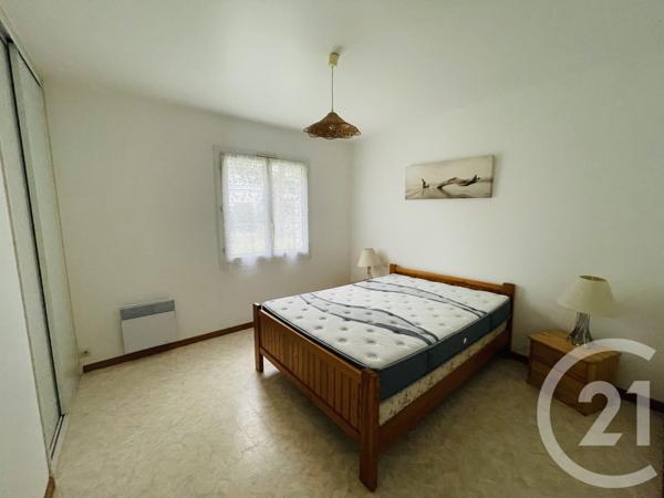 Maison à vendre  5 pièces - 99,70 m 2   LE GRAND VILLAGE PLAGE  - 17