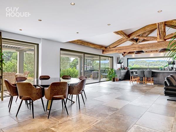 Mougins - À deux pas du Royal Mougins Golf, une propriété confidentielle aux finitions d'exception