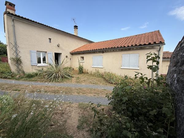 Location Maison T5 avec jardin - SMARVES