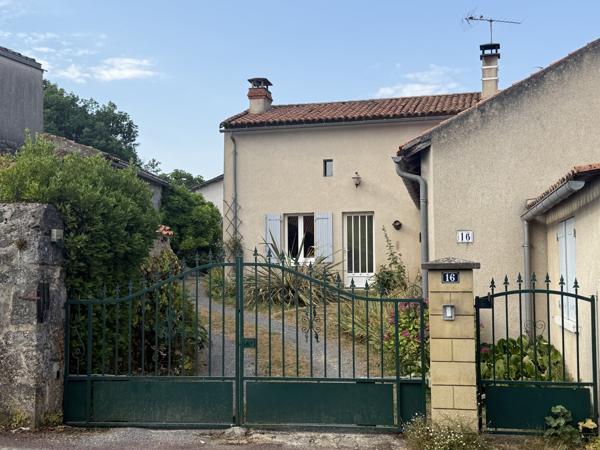 Location Maison T5 avec jardin - SMARVES