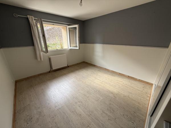 Location Maison T5 avec jardin - SMARVES