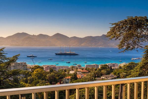 Vente Appartement de luxe Cannes 6 Pièces 240 m²