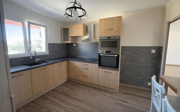 Maison à vendre    5 pièces •  Palaja