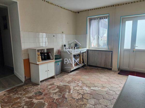 86490 BEAUMONT SAINT CYR Maison Beaumont Saint Cyr 5 pièce(s) 153 m2