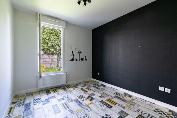 RUEIL-MALMAISON - QUARTIER PLATEAU - APPARTEMENT EN DUPLEX - 89 M² - 3 CHAMBRES - JARDINET - TERRASSE - 2 BOX -