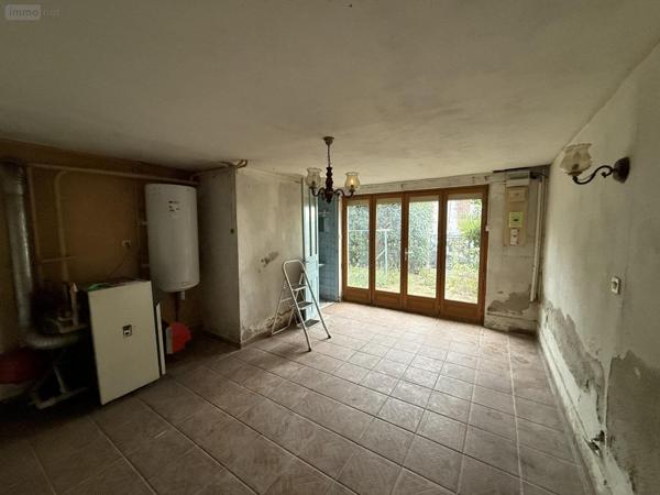 Maison à vendre à Abrest dans l'Allier (03200), ref : 2025/980-03020