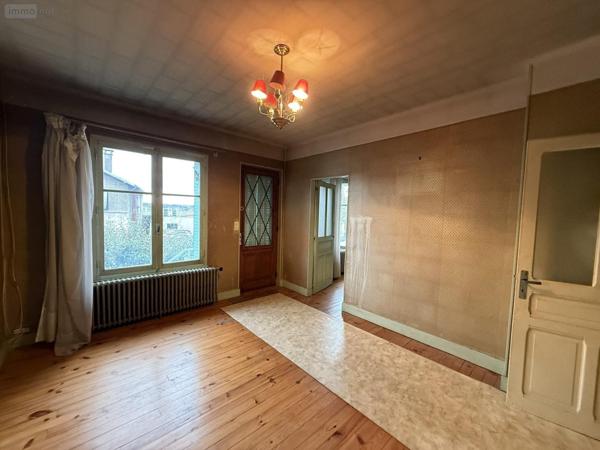 Maison à vendre à Abrest dans l'Allier (03200), ref : 2025/980-03020