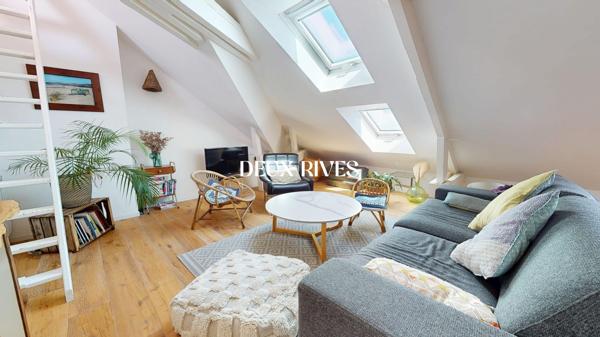 NANTES CENTRE Appartement Loft, coup de coeur de 103 m² au sol, garage, dernier étage