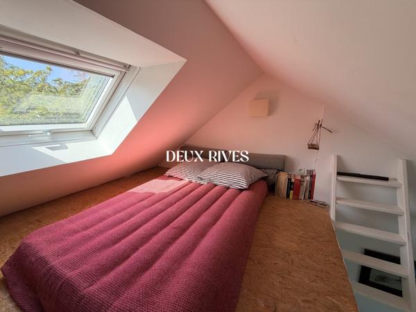 NANTES CENTRE Appartement Loft, coup de coeur de 103 m² au sol, garage, dernier étage