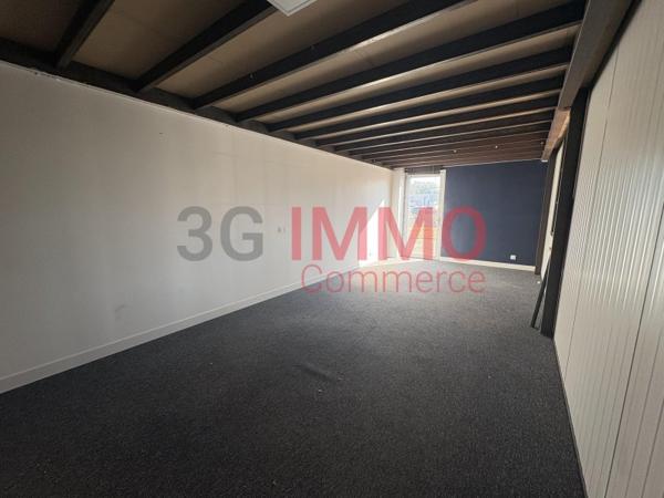 Location / Local Commercial à Niort (79000)