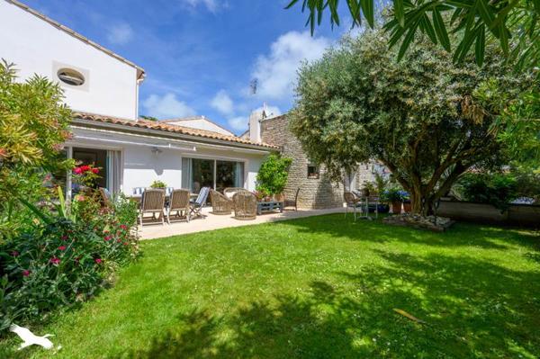 Maison à vendre |  La Flotte |  7 pièces | 165 m²