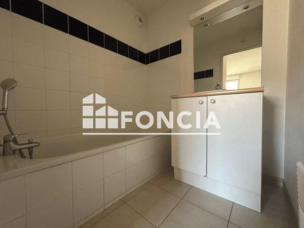 Location Appartement 2 pièces 39.4 m² - 3 RUE PEIRE CARDENAL Carcassonne 11000