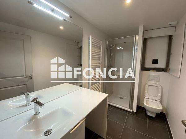 Location Appartement 2 pièces 47.22 m² - 22 RUE AU PAIN Versailles 78000