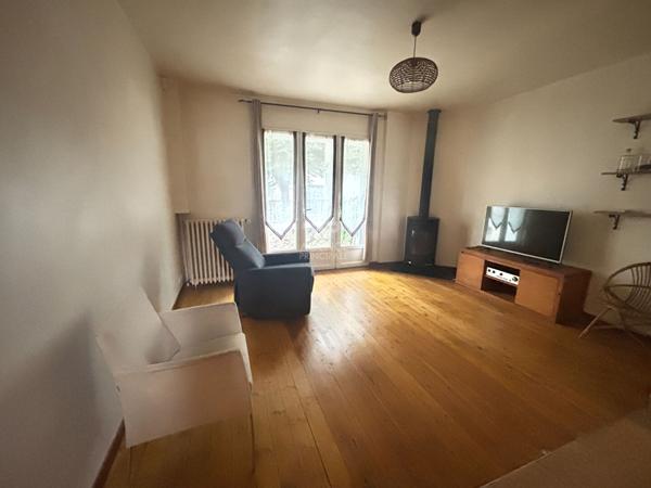 Maison Pontoise 6 pièce(s) 127 m2 435 000 € **  - Référence  11308