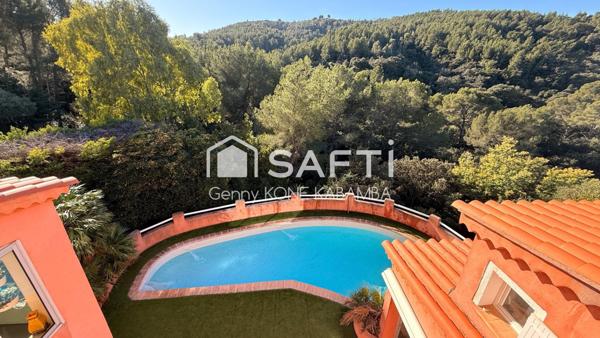 À VENDRE, RARE/ Fabregas, 171 M2/ 1950 M2 arboré.