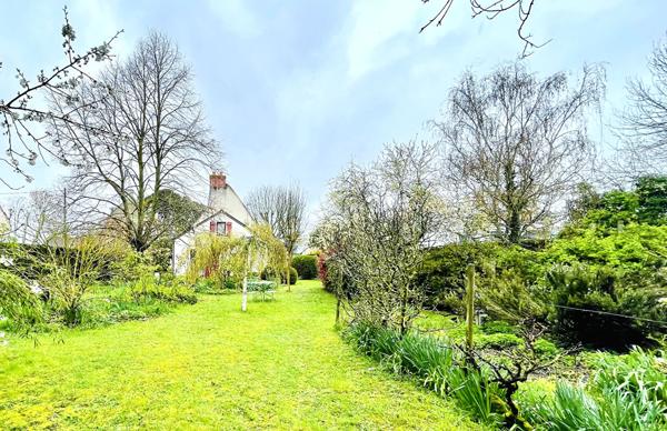 Brissac-Loire-Aubance - maison ancienne rénovée avec vie de plain-pied et jardin à 20 minutes du Sud d'Angers