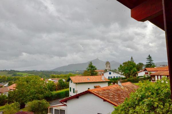 Maison Urrugne 8 pièce(s) 250 m2