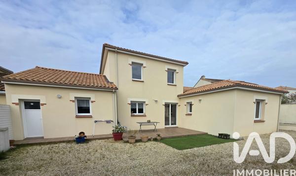 Maison à vendre 7 pièces 145 m² Le Loroux-Bottereau