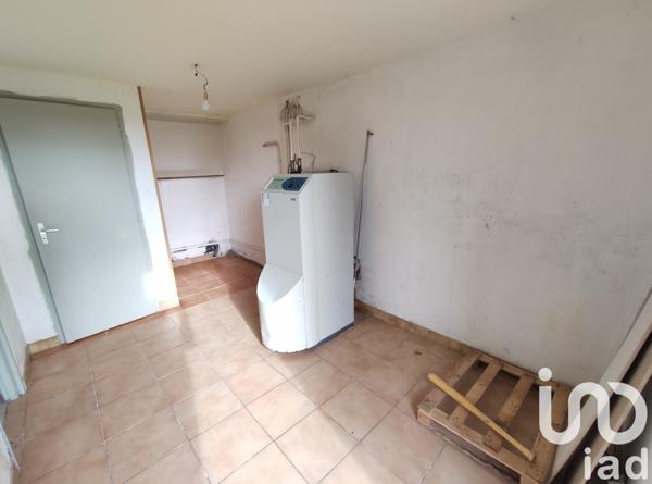 Longère 5 pièces de 138 m² à Chauvigny (86300)