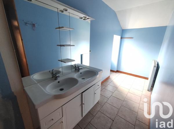 Longère 5 pièces de 138 m² à Chauvigny (86300)