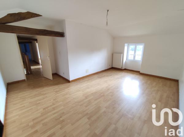 Longère 5 pièces de 138 m² à Chauvigny (86300)