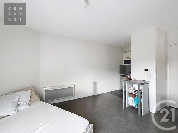 Appartement Studio à vendre  1 pièce - 22,35 m 2   TROYES  - 10
