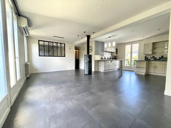 Maison Conflans Sainte Honorine 6 pièce(s) 125 m2 439 000 € **  - Référence  8198
