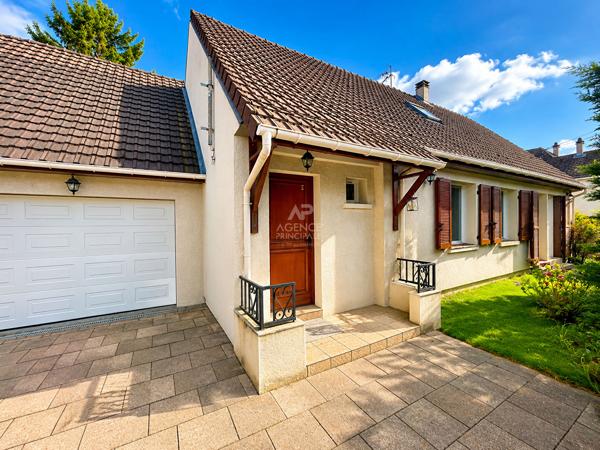 Maison Conflans Sainte Honorine 6 pièce(s) 125 m2 439 000 € **  - Référence  8198